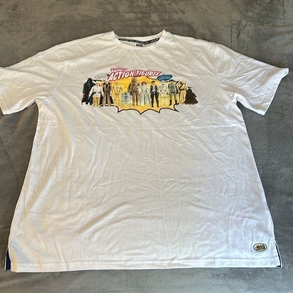 Star Wars Action Figures T-Shirt - Size Large - White, Pink, Blue, Yellow - NWT - Picture 7 of 15